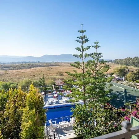 مارين 4* اكياكا